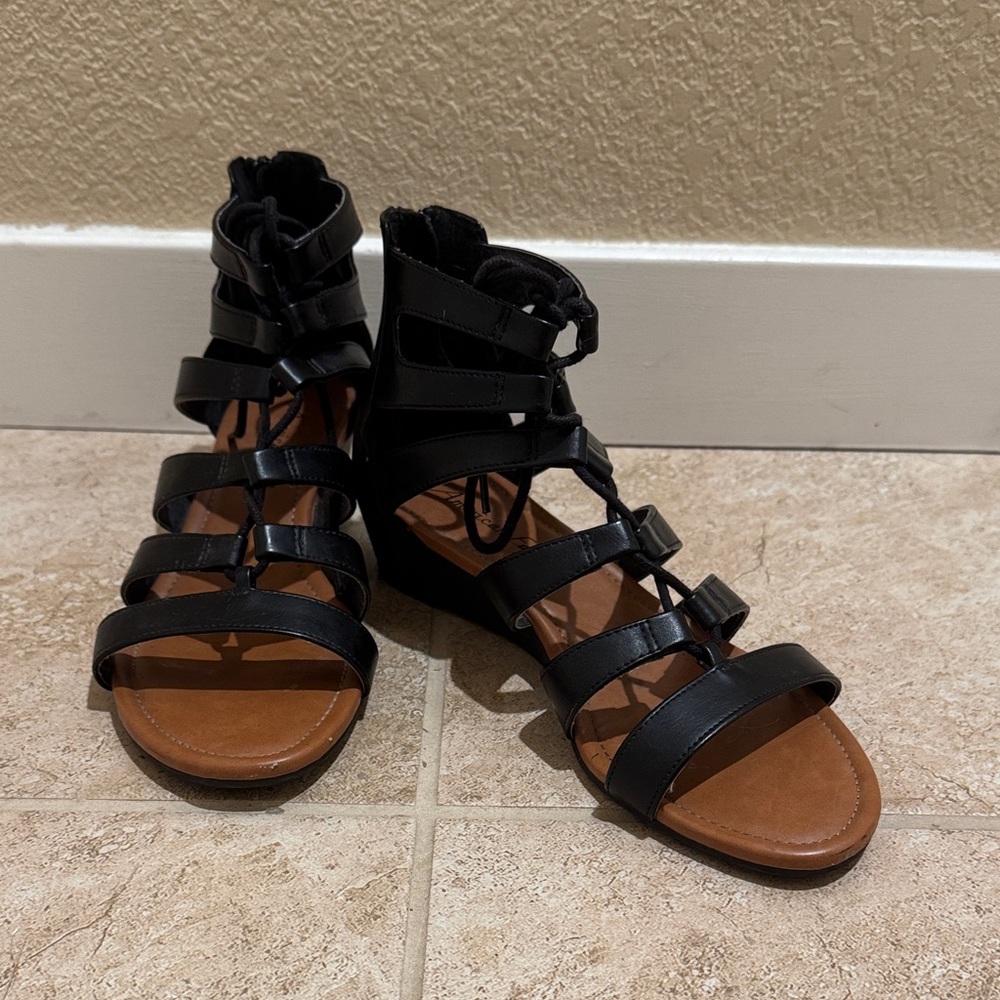 American Eagle Outfitters Black Gladiator Sandals